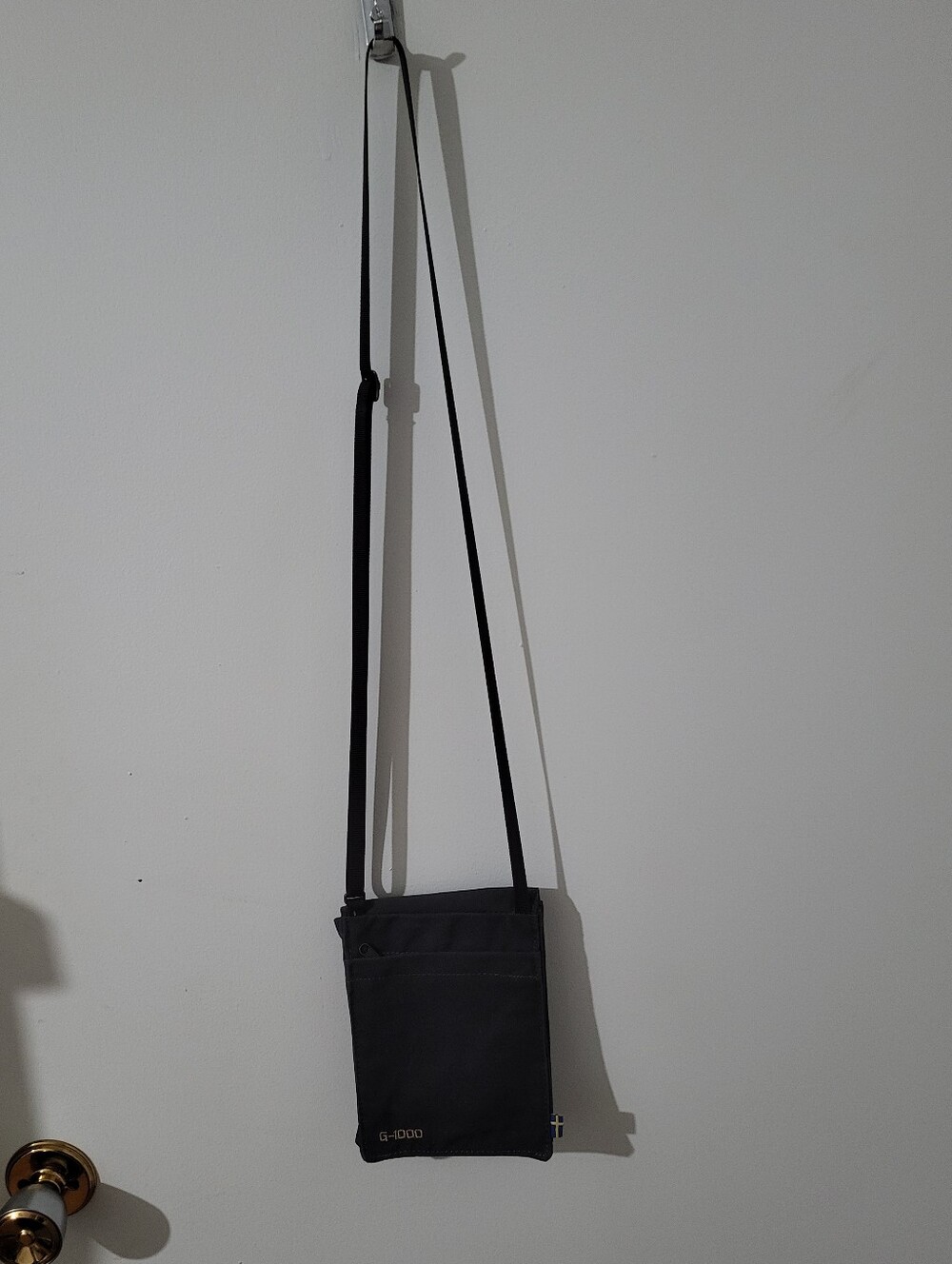 Fjallraven Black Crossbody Shoulder Bag - Picture 14 of 15